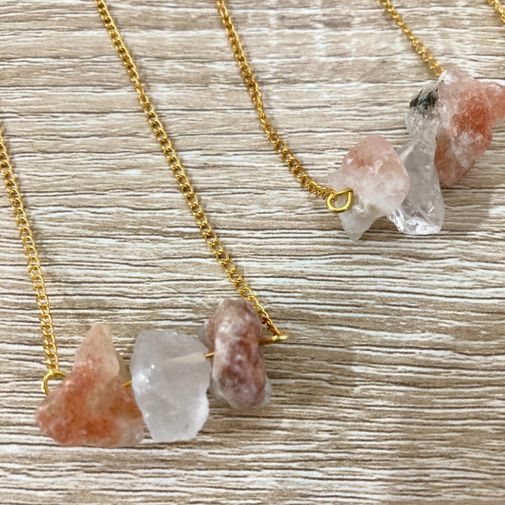 Natural Raw Cut Multicolored Quartz Stone Pendant Gold Necklace